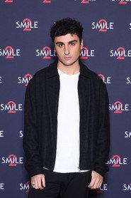 Loris Bonora as Fils in Pile à l'heure 2025