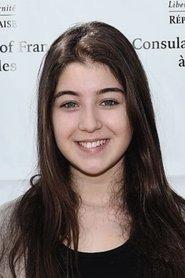 Doğa Doğuşlu as Nur in Mustang 2015