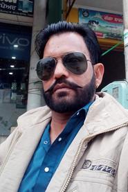 Jasvir Jassi as Jassi in LAAL MERE NAAL NAAL