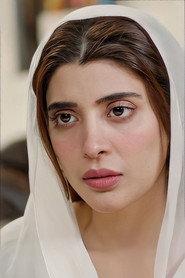 Urwa Hocane as Reshmi in Rangreza 2017