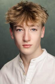 Oliver Zetterström as Young Faraday in The Little Stranger 2018