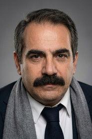 Erol Özkök as  in Su da Yanar 1987