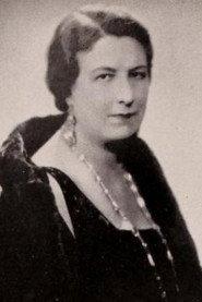 Margaret Scudamore as Mrs. Susan Smedley in Beauty and the Barge 1937