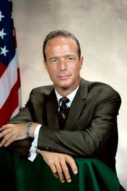 Scott Carpenter as Himself in John Glenn: American Hero 1998