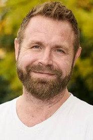 Joachim Boldsen as Hamselv in De gyldne generationer 2026