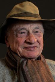 Edgar Morin as Self in Edgar Morin, journal d'une vie 2021