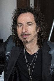 Ed Roth as Keyboards in Glenn Hughes: Soulfully Live in the City of Angels 2004
