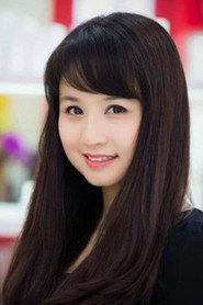 Vi Cầm as Mùi (young) in Five Days in the Life of a General 2006