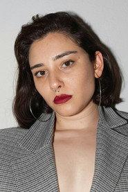 Kumru Karataş as Dilara in Plaza 2020