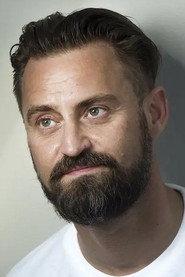 Jesper 'Jokeren' Dahl as Paten in Fidibus 2006
