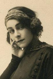 Alla Nazimova as Hassouna in Eye for Eye 1918