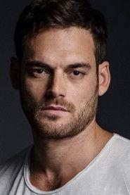 Gal Amitai as Eyal in Synonyms 2019
