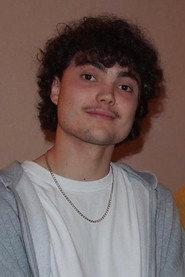 Maxence Barcik-Bellaire as Y in XY 