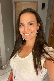 Cheryl L. Sorice as Ring Girl in Sandman 2018