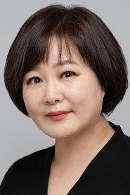 Lee Geum-hee as MC in Top Star 2013