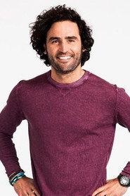 Raúl Gómez as  in Matagatos 2010