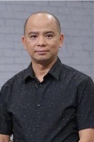 Phạm Anh Tuấn as Ông hàng phở in Peach Blossom, Pho and Piano 2024