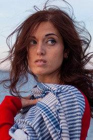 Paola Capuano as Lara Carbone in Verticalman - Storia di un uomo verticale 2022