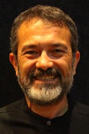 Hasan Şahintürk as Ömer in Bornova Bornova 2009