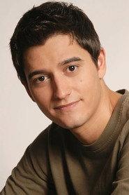 Zack Molina as Antoñito Briones in Re-emigrantes 2016