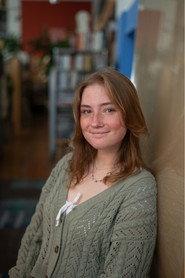 Alina McMahon as Podcast Guest in MONDAY 2026