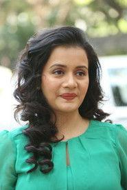 Sulagna Panigrahi as Aarti Bhatia in Sharmaji Namkeen 2022