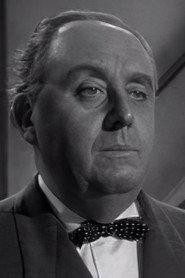 Philip Leaver as Dr. Elliot in The Flesh and the Fiends 1960