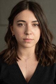 Carla Parietti as Mia in Something to Miss 