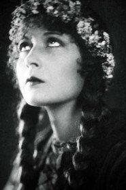 Édith Jéhanne as Jeanne Ney in The Love of Jeanne Ney 1927
