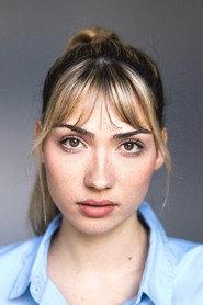 Angelina Babinetz as Leo in 925 2026
