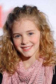 Hedda Erlebach as Lilli in Lilly's Bewitched Christmas 2017