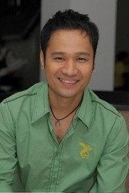 Benjapol Cheuyaroon as Office Worker in Fast 888 2016