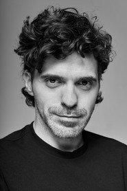Nicolás Invernizzi as  in Okupa a un humano 