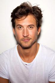 Benjamin Hjelm as Kenny in You're So Dead
