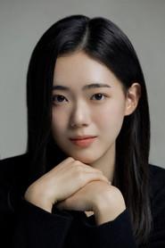 Kim Ji-woo as Jang Seo-hyeon in Nineteen Otters 2022