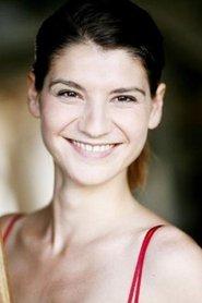 Ludmila Ruoso as Martine in Quand tu descendras du ciel 2003
