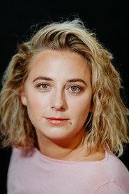 Alexandra Leonie Kronberger as Karin in Nothing Left - Just That Summer 2018