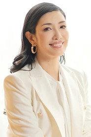 Mika Ahn as Mari in Ohenro
