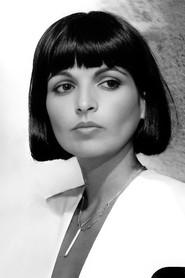 Catherine Serre as Liza in One, Two, Two: 122, rue de Provence 1978