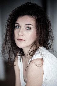 Aurore Paris as Charlotte jeune in L'Amour dans le sang 2008