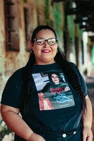 Ana L. Santos as Tara in Sombras que Ecoam 