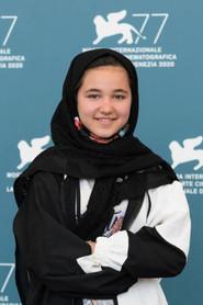 Shamila Shirzad as Zahra in Sun Children 2021
