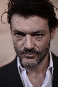 Niccolo Cancellieri as il medico in Forbidden School 2019
