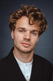 Matthew McKinney as Gastone in La Traviata 2025