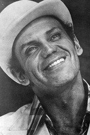 Carlos Koppa as Detetive Marin in Os Raptores 1969