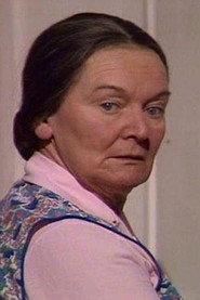 Mary Hignett as Servant in Crucible of Horror 1971