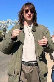 AT Rodgers as Warehouse Employee in Frankie & Doyle 2024