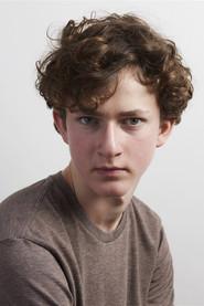 Noé Wodecki as Ethan in Trip to Santarem 2021
