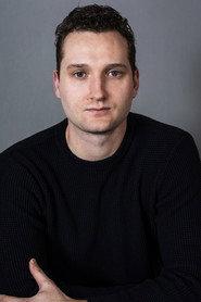 Dillon Orth as Wyatt in Undergrads 2022