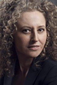 Zeynep Dinsel as Hale in Love in 39 Degrees 2024